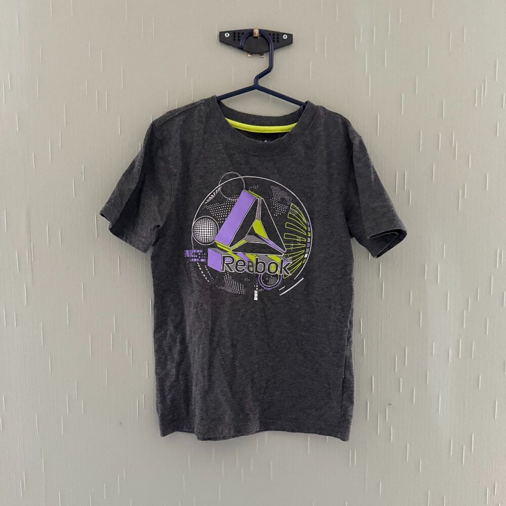 Boys Reebok T-Shirt.  Size 6/7.